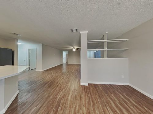 9945 Sparrow Hawk Ln, Fort Worth TX  76108-4330 exterior