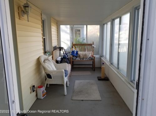 404 New Jersey Ave, Point Pleasant Beach, NJ 08742-3330