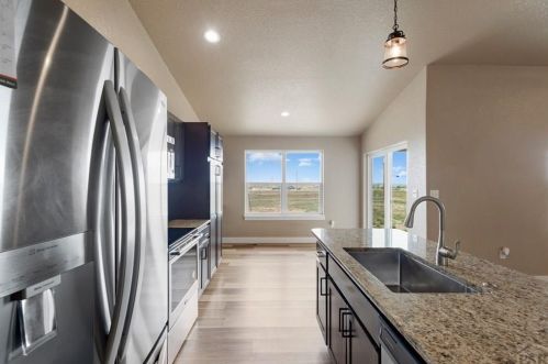 1392 Moonbeam Dr, Pueblo CO  81007-1248 exterior