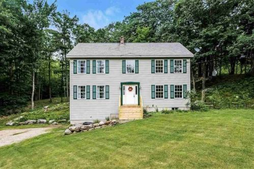 117 Range Rd, Alton, NH 03809-4928