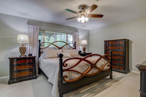 2006 Willowwisp, Taylor Lake Village TX  77586-3311 exterior