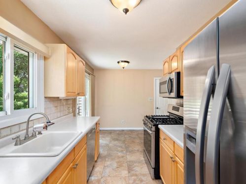 1081 2nd St, Saint Paul MN  55112-7339 exterior