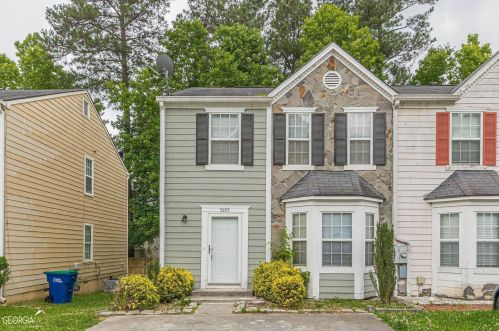 5895 Hampton Ct, Atlanta GA  30349-3899 exterior