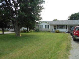 305 Meadow Ln, Portland, TN 37148-2210