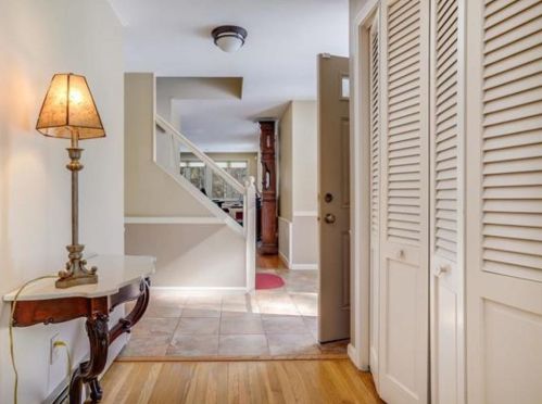 35 Marilyn Park Dr, Hampstead, NH 03841-2315