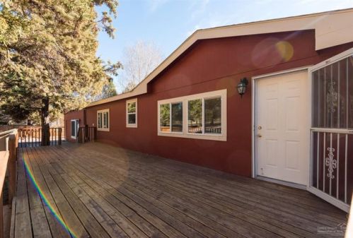 8385 Crater Loop Rd, Terrebonne, OR 97760-9231