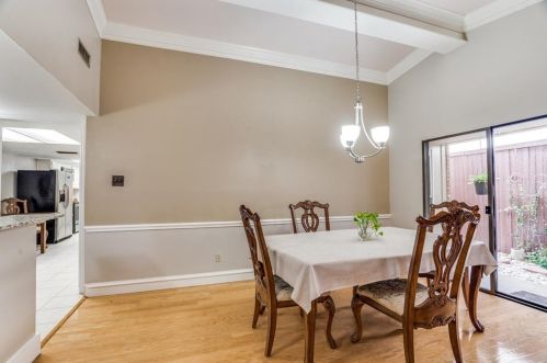 2049 Christie Ln, Carrollton TX 75007-3509 exterior