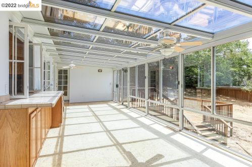 6 Pillon Real, Concord CA  94523-1622 exterior