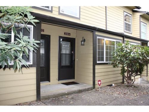 20104 Thompson St, Interlachen, OR 97024-9783