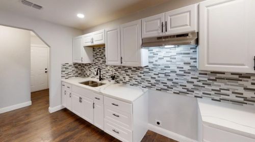 5309 Lambeth Ln, Fort Worth TX  76112-3854 exterior