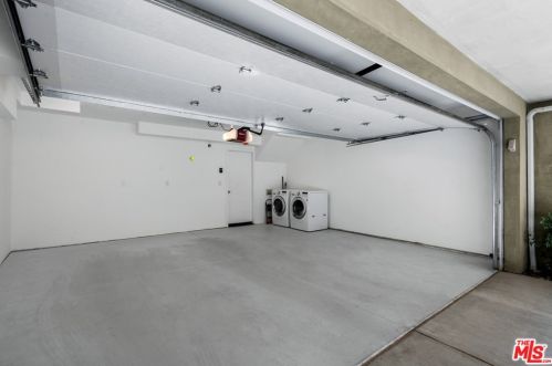 1803 16th St, Santa Monica CA  90404-4403 exterior