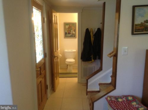 86 Lewisville Rd, Trenton NJ  08648-1801 exterior