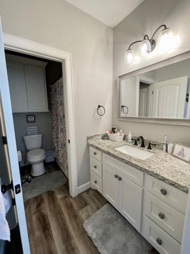 814 Angus Trl, Angleton TX 77515-9833 exterior