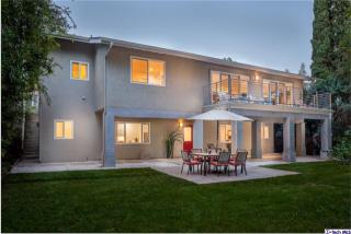 1494 Poppy Peak Dr, Pasadena, CA 91105-2706
