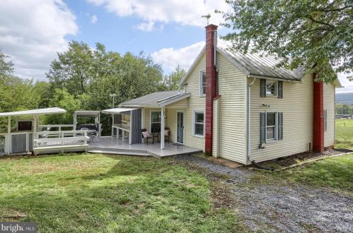 175 Church Rd, Carlisle PA  17015-9360 exterior