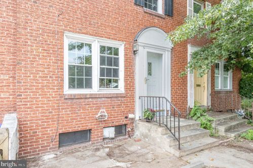 344 25th St, Harrisburg, PA 17104-1501