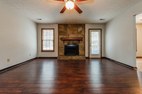 6095 Dorchester Dr, Rex, GA 30273-1225