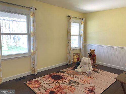 9492 Vollmerhausen Dr, Columbia MD  21046-2004 exterior