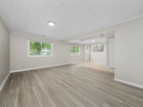 354 Ruth Cir, Lemont IL  60440-1873 exterior