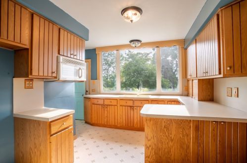 125 Grant St, Crown Point IN  46307-4011 exterior