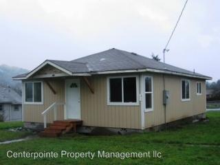 966 Walnut St, Roseburg OR  97470-2023 exterior