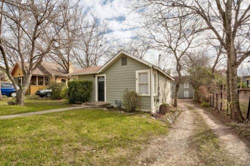 2107 Brackenridge St, Austin, TX 78704-4314