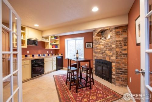 6112 Crane Dr, Fort Collins CO  80528-9462 exterior