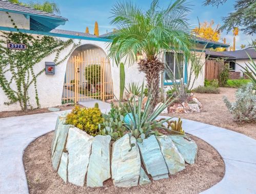 3975 Beechwood Pl, Riverside CA  92506-1160 exterior