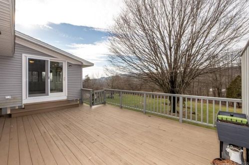 47 Day St, Granby CT  06035-2901 exterior