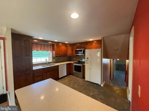 1106 Richmond Rd, Lancaster PA  17603-6126 exterior