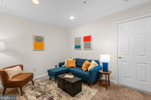 8509 2 Ave, Silver Spring MD 20910-2149 exterior