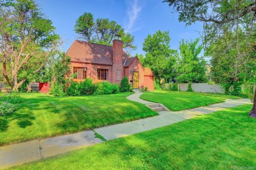 1577 Jasmine St, Denver, CO 80220-1534