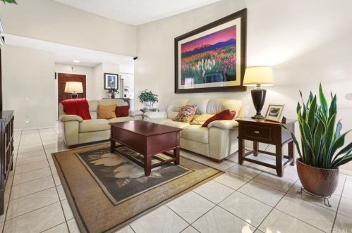 2326 Moore Ave, Santa Ana CA 92704-6639 exterior