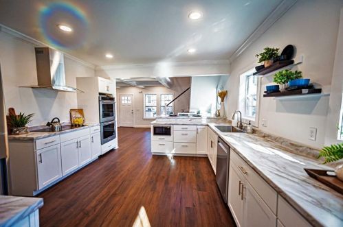 934 Burns Dr, Atlanta GA  30310-4632 exterior