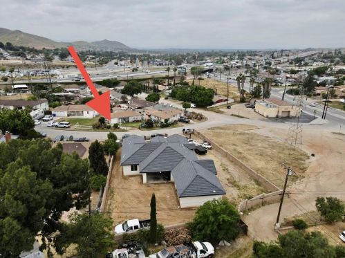 6735 36th St, Riverside CA  92509-1413 exterior