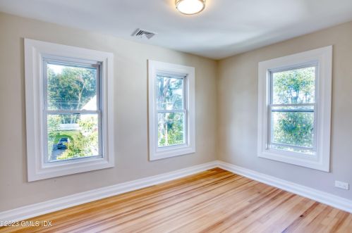 53 Mead Ave, Greenwich CT  06830-6812 exterior