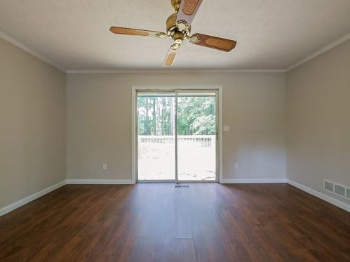 6940 Kimberland Gardens Ln, Lithonia, GA 30058-6019
