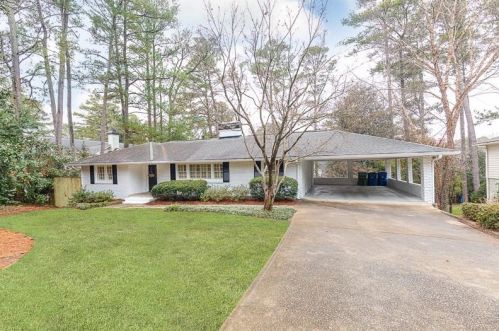 825 Moores Mill Rd, Atlanta GA  30327-1544 exterior