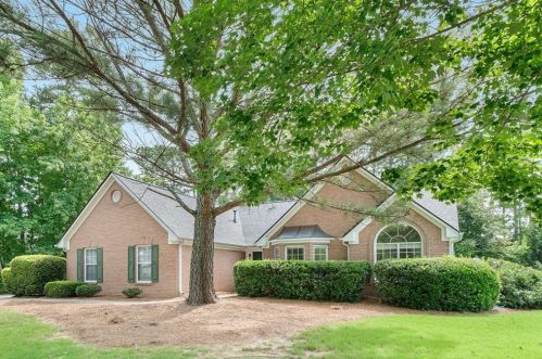 2942 Sweetbriar Walk, Lithonia, GA 30039-5260