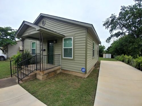 5417 Como Dr, Fort Worth TX  76107-7443 exterior