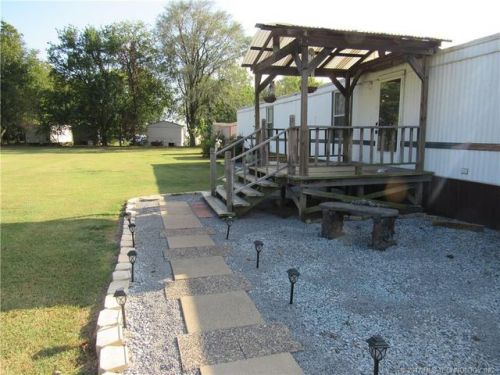 519 Talihina St, Salina, OK 74365-2243