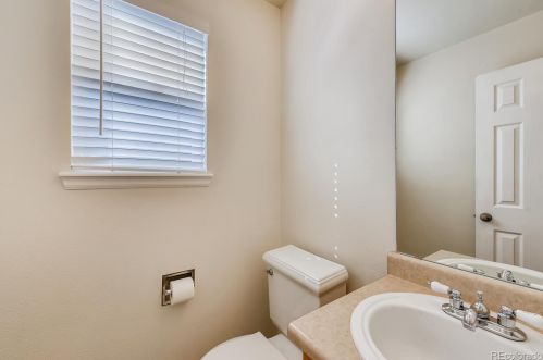 5509 Versailles St, Denver CO  80015-6659 exterior