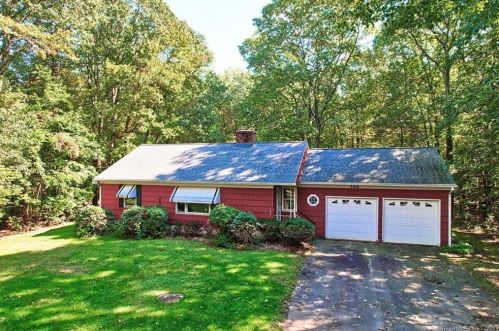125 Matthew St, Waterbury, CT 06712-1415