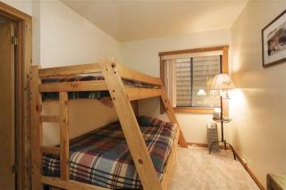 4006 Ski Vw, Truckee, CA 96161-4310