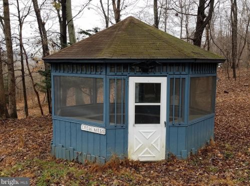 295 Cold Run Valley Rd, Berkeley Springs WV  25411-4659 exterior