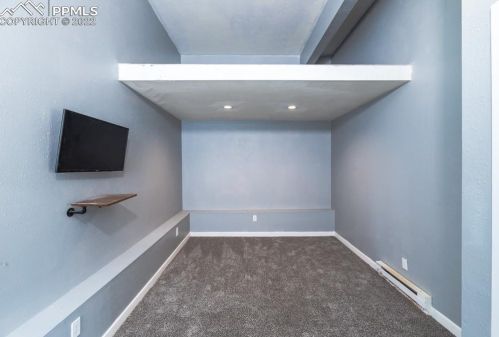 212 Pennsylvania Ave, Woodland Park CO 80863-8822 exterior