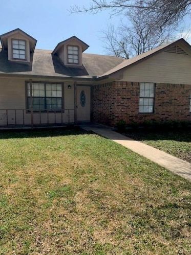 166 Prairie Creek Cir, Princeton TX  75407-6500 exterior