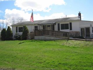 662 Norris Ridge Rd, Philippi, WV 26416-7749