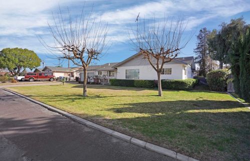 1230 Corwin Dr, Manteca, CA 95337-9609
