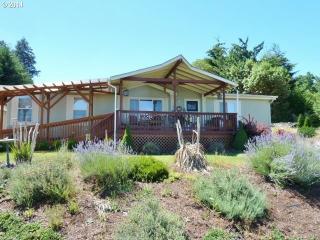 659 Douglas St, Yoncalla, OR 97499-7528